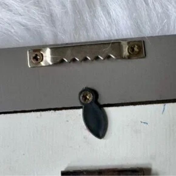 Goovy by Portico Grey Little Red Riding Hood Wooden Square Photo Frame Wallet Sz - Picture 4 of 6